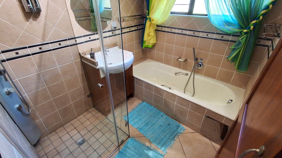 3 Bedroom Property for Sale in Protea Park North West